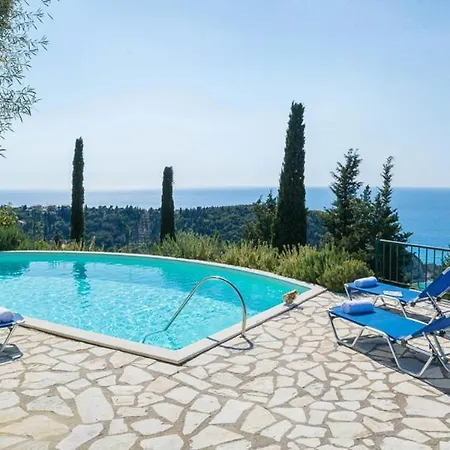Sleeps 6 With Pool And Air Con וילה *